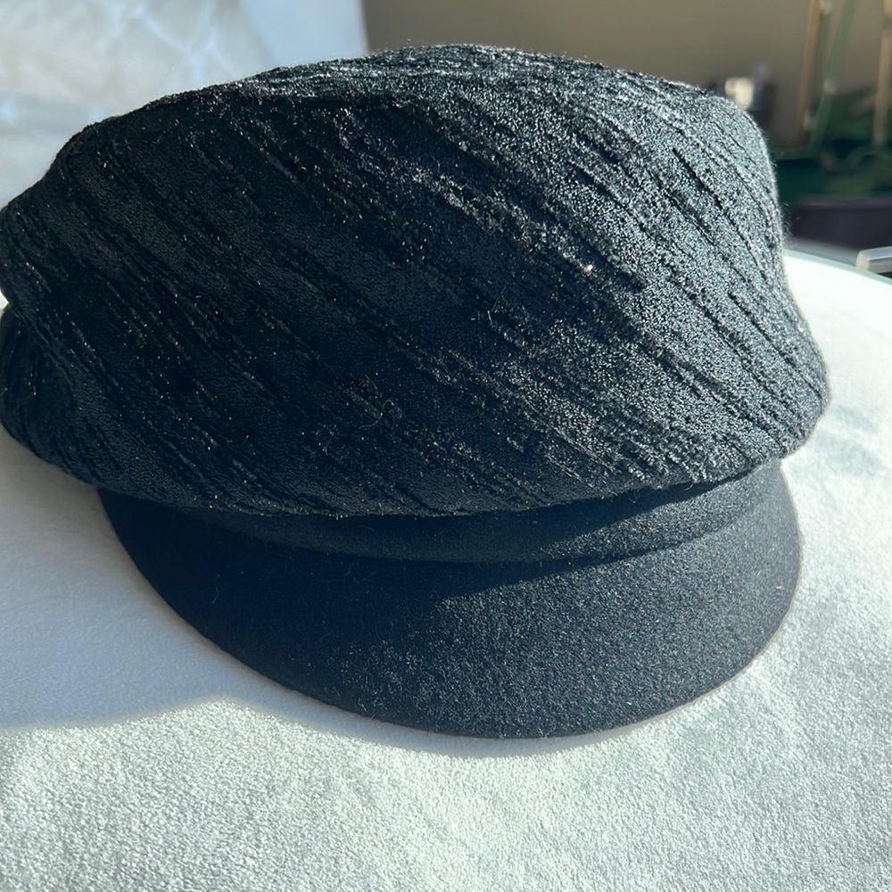NWT Pageboy Hat